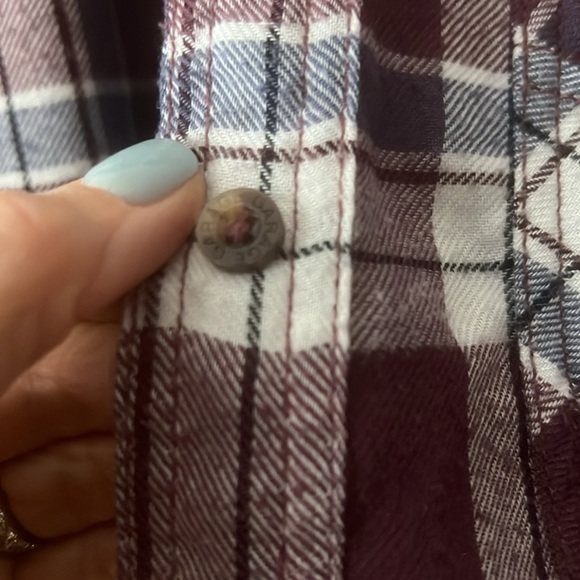 Flannel shirt with Arizona State University logo on back - Picture 8 of 8